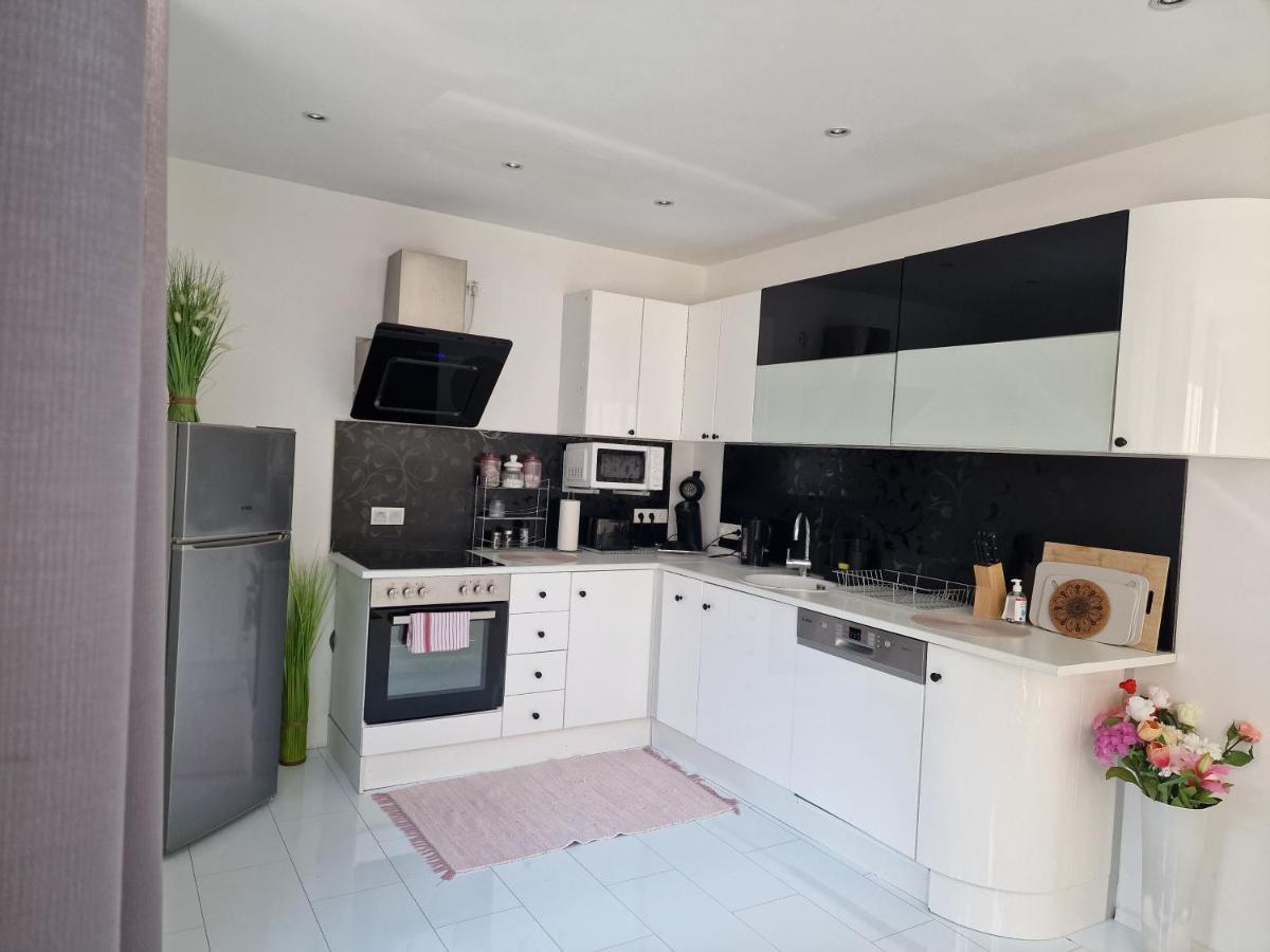 Deea Apartment Schottwien ภายนอก รูปภาพ
